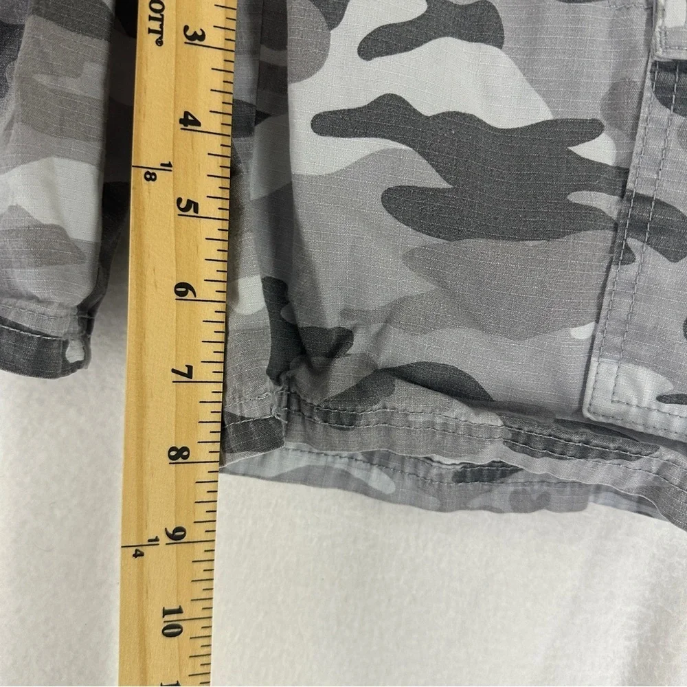 The Childrens Place Cargo Pants Youth Boys Size‎ 10 Camo Grey